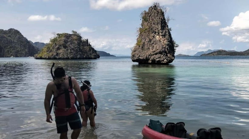Coron: North Face Kayaking Tour with Lunch and Snorkeling - Quiet beaches that larger boats miss