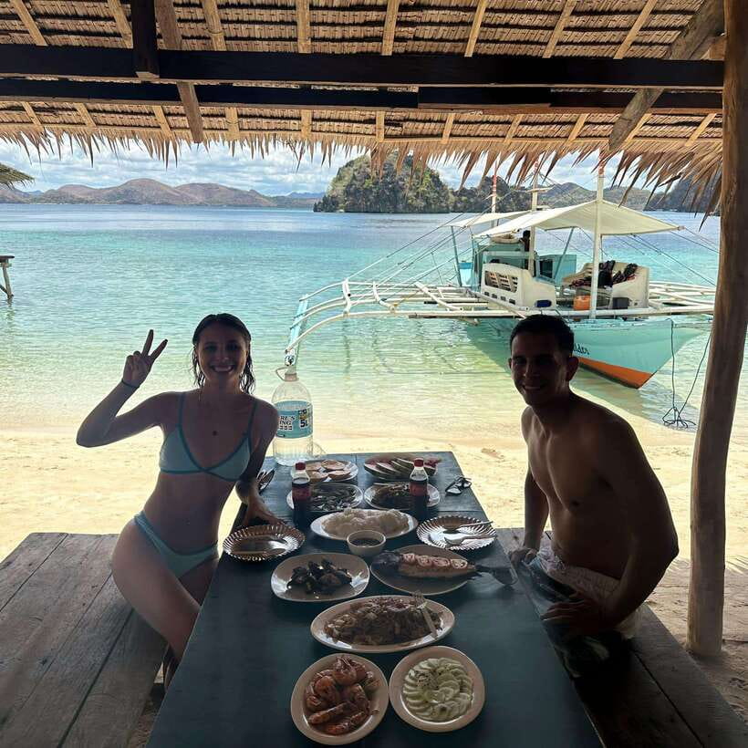 Coron/Palawan: Coron Super Ultimate Tour with Lunch - Kayangan Lake and the price of the famous view