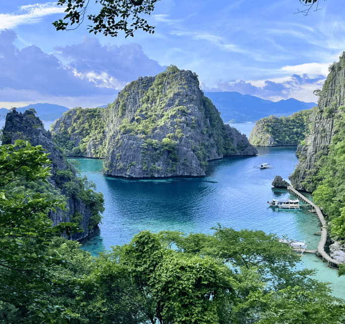 Coron: Private Boat Hire with Guided Tour and Lunch on Beach - Why a private boat makes sense in Coron