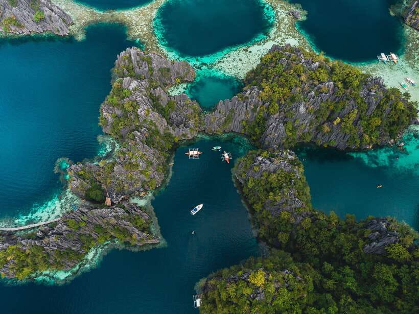 Coron: Private Island-Hopping Tour on a Yacht or Speedboat - Key points at a glance