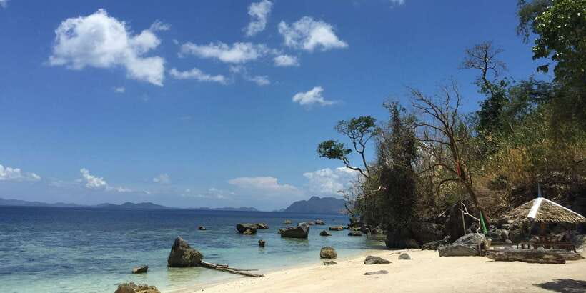 Coron: Private Tour with Kayangan Lake and Twin Lagoon - How private is the private tour?