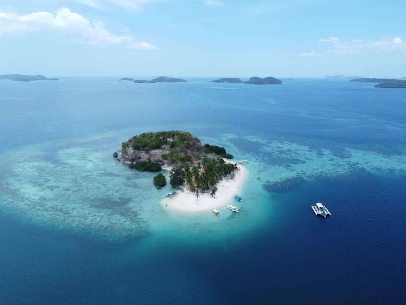 CORON:REEF AND WRECK - 2 JAPANESE WRECK AND PASS ISLAND TOUR - Boat comfort, weather, and the eight-hour clock