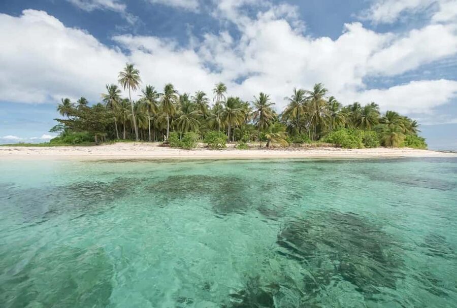 Coron: Reefs and Wrecks Tour with Snorkeling Equipment - Three underwater stops in one Coron day