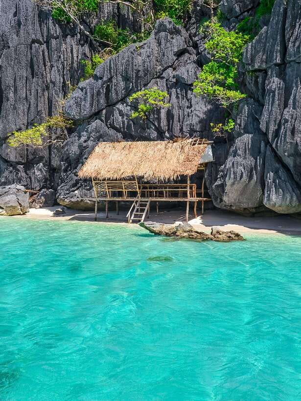 Coron: Super Ultimate Island-Hopping with Lunch & Transfers - Why this Coron boat day is good value