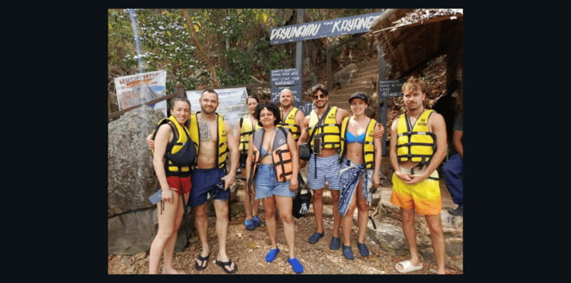 Coron: Super Ultimate Island-Hopping with Lunch & Transfers - Skeleton Wreck adds a piece of wartime history