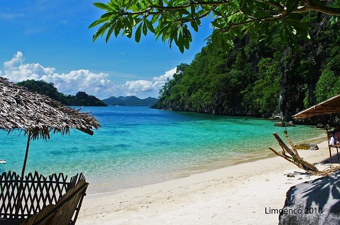 Coron Super Ultimate Tour (Shared Tour) - Kayangan Lake: Coron’s famous first look