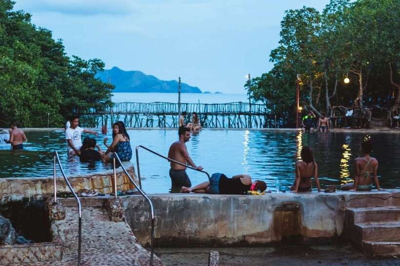 Coron: Town Tour with Maquinit Hot Spring - Souvenir Shopping With Realistic Expectations