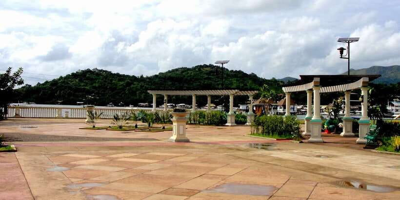 Coron: Town Tour with Maquinit Hot Spring - Should You Book It?