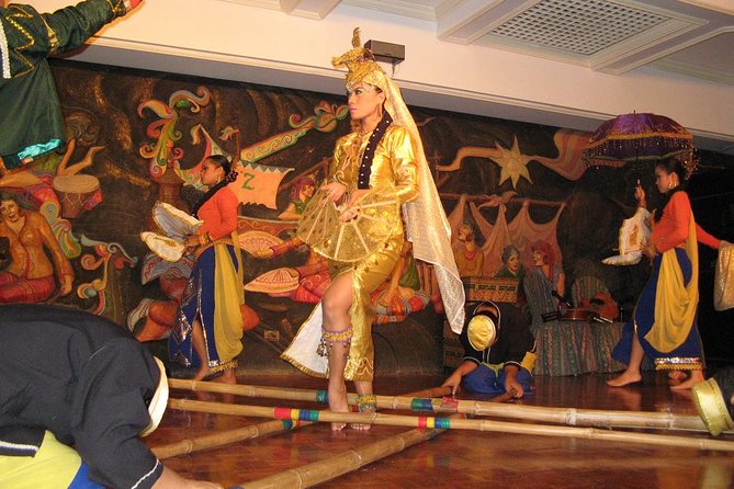 Cultural Dinner and Show in Manila - A Filipino evening built around dinner and dance