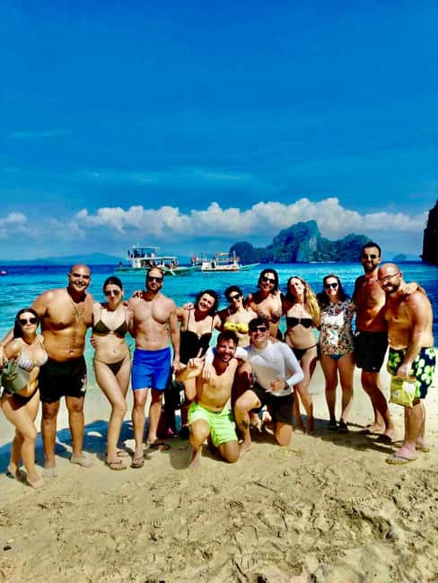 El Nido: Big Lagoon Kayaking & Island Adventure - Seven Commandos Beach: pretty, but allow for a quick visit