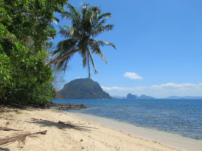 El Nido: Full-Day Premium Island Hopping Catamaran Cruise - Big Lagoon, Small Lagoon, and Cadlao Lagoon