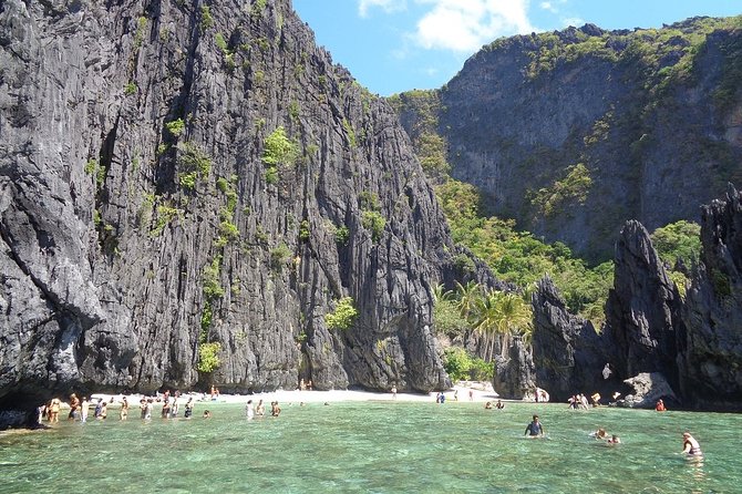 El Nido Island Hopping Tour A with Lunch - What this El Nido boat day is really like