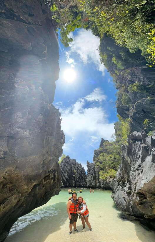 El Nido: Island Hopping TOUR A with Lunch, Transfer & EDTF - Payong-Payong Beach is the quiet breathing space