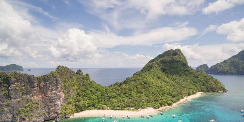 El Nido Island Hopping Tour C: Hidden Beaches & Shrine - Hidden Beach is the star for many people