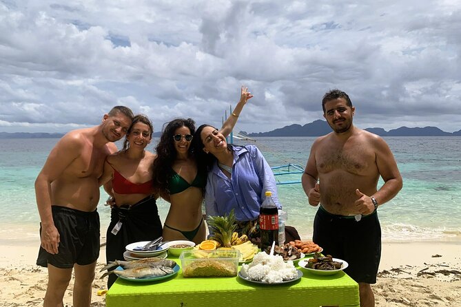 El Nido Palawan Private Tour C, with Lunch - Hidden Beach and its limestone entrance
