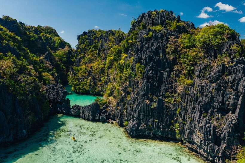 El Nido: Private/Exclusive Island Hopping Tour A BEST PRICE! - Seven Commandos Beach starts the day gently
