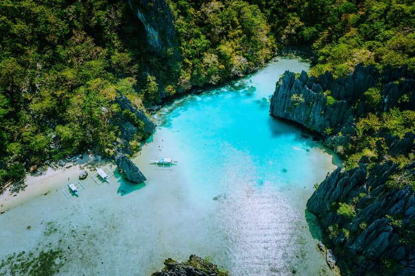 El Nido: Private/Exclusive Island Hopping Tour D BEST PRICE - Cadlao Lagoon: the first major stop