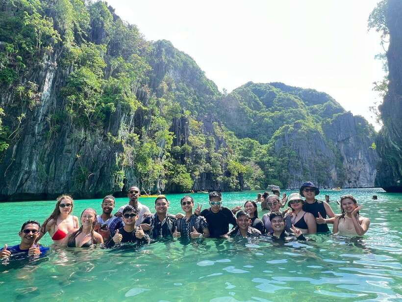 EL NIDO: Private Island Hopping Tour C w/BUFFET LUNCH - Why Tour C appeals to adventurous swimmers