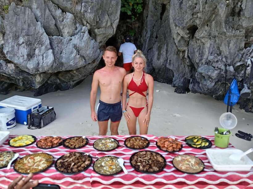 El Nido Private Tour: Adventure with Highlights from A & C - The crew can make or break the experience