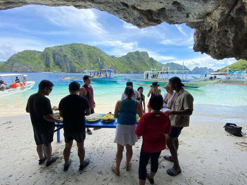 El Nido: Private Tour B with Snake Island and Caves - Guides can make a rough day work
