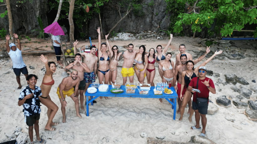 El Nido: Secret Lagoon Island Hopping with Lunch - Secret Lagoon Behind the Rock Opening