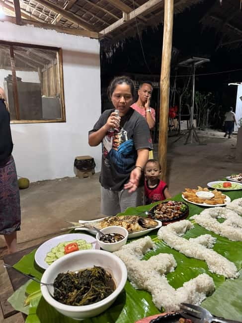 El Nido, Sibaltan: Family Dinner, Bonfire and Karaoke - Food Choices for Vegetarians and Vegans
