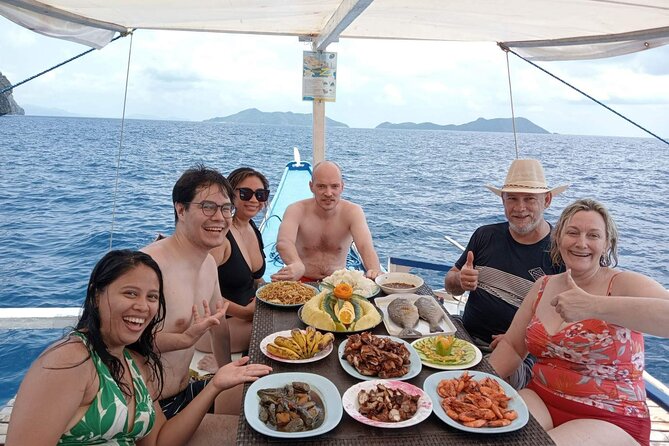 El Nido Tour B - Private Tour with Lunch (Full Day) - Snake Island and its long curve of sand