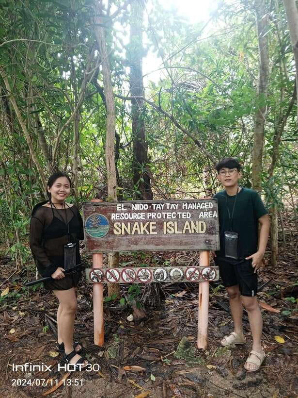 El Nido: Tour B with Snake Island, Cudugnon Cave, and More - Meeting at Grounded Coffee at 9:00 AM