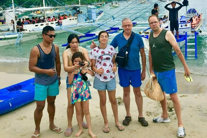El Nido Tour D Full Day w/ Beach Lunch - Pasandigan Cove, emerald water and steep cliffs