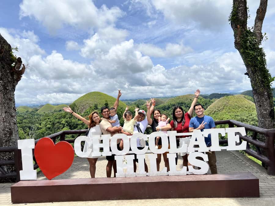 From Cebu: Bohol Countryside Private Tour with Buffet Lunch - Meeting Bohol’s tiny tarsiers