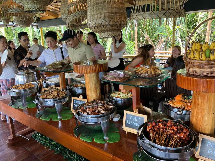 From Cebu City: Bohol Island Highlights in One Day - Meeting Bohol’s Tiny Tarsiers