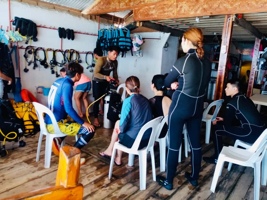From Cebu City: Scuba Diving with Whale Sharks Trip in Oslob - Meeting Oslob’s whale sharks