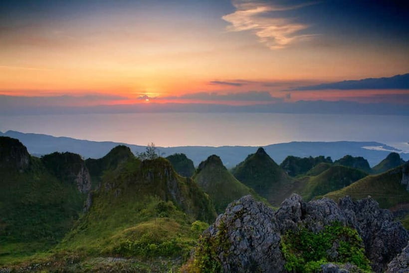 From Cebu: Osmeña Peak and Kandungaw Peak Hiking Trail - Osmeña Peak and its quick summit reward