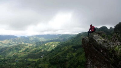 Osmeña Peak and Kandungaw Peak Hiking Trail