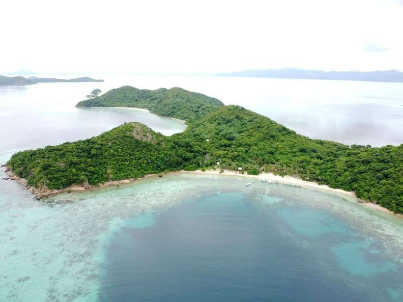 From Coron Town: Beaches and Islands Boat Tour with Lunch - Leaving from Lualhati Park
