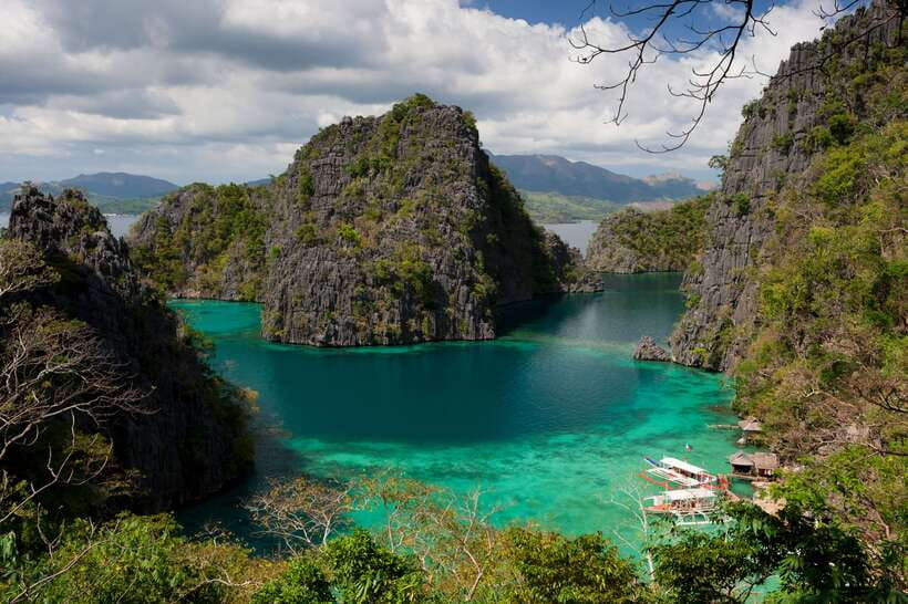 From Coron: Twin Lagoon and Skeleton Wreck Cruise with Lunch - Malcapuya, Corn Youth Club, and Atwayan Beach