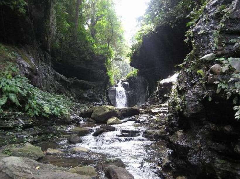 From Manila: Day Tour to Enchanting Hidden Valley - Leaving Manila for a volcanic retreat