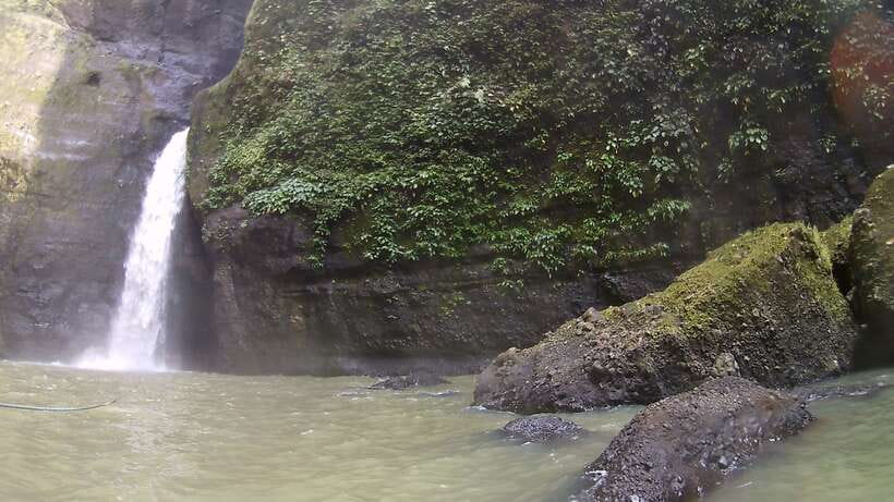 From Manila: Majestic Pagsanjan Falls Adventure - Guide quality and useful local context