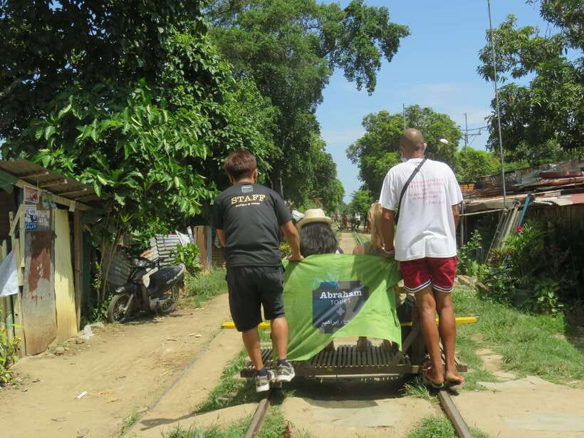 From Manila: Pagsanjan Falls Day Tour - Guide quality and group style