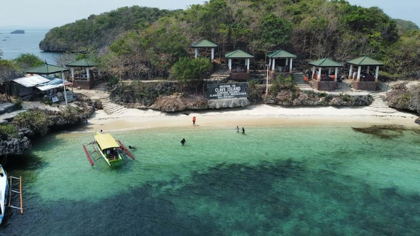 From Manila: Pangasinan Hundred Islands Guided Tour - Swimming, snorkeling, and marine life