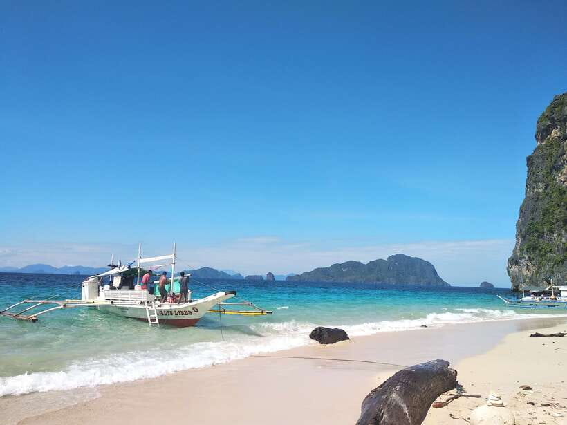 From Puerto Princesa: Day Trip to El Nido and Island Hopping - Big Lagoon and the included kayak