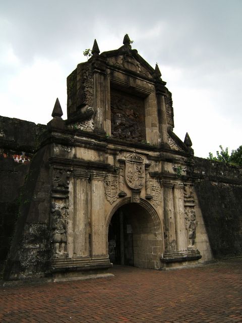 Full-Day Manila City, Tagaytay Taal Volcano and Lake Tour - Fort Santiago and Jose Rizal’s final days