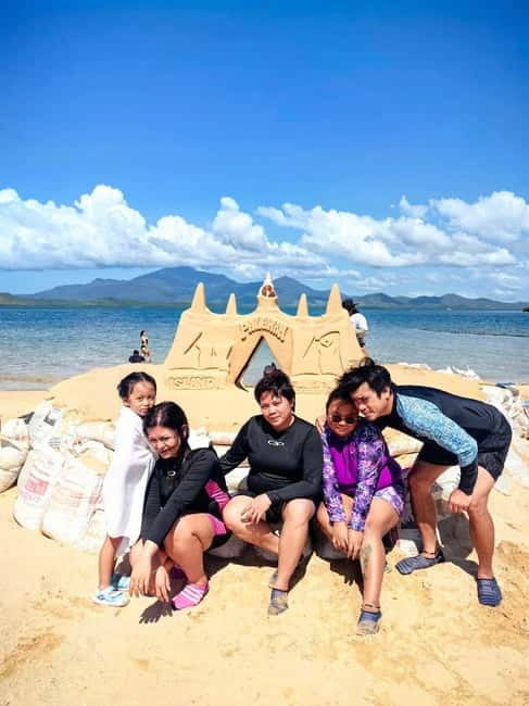 Honda Bay Island Hopping Tour – A Perfect Day in Paradise - Three hours at Cowrie Island