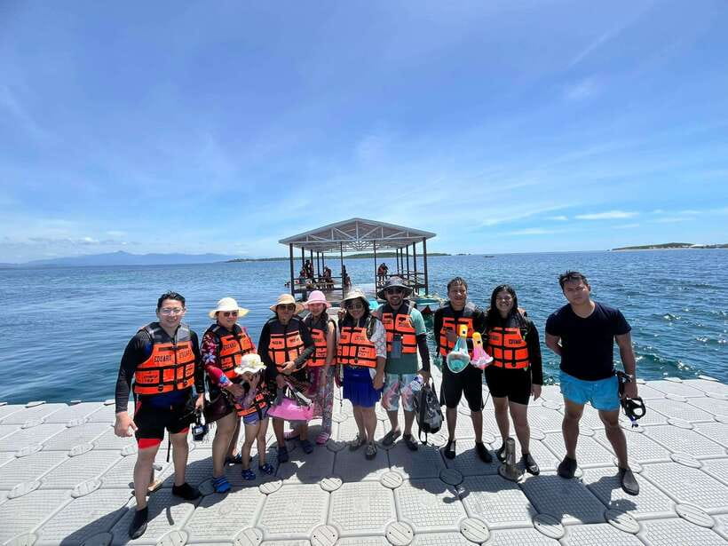 Honda Bay Island: Island Tour with Lunch & Transfer - Starfish Island brings the first swim