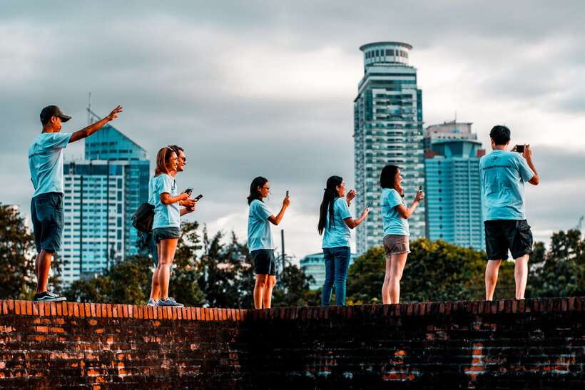 Intramuros, Manila: Historical Bamboo Bike Tour - Puerta Real Gardens and the first longer history stop