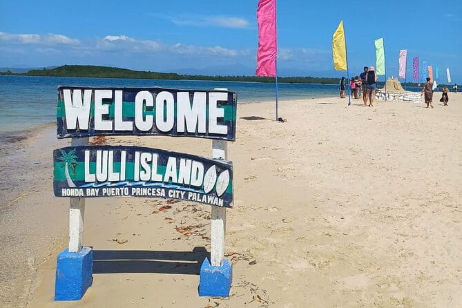 Joiners Honda Bay Island Hopping Tour - Starfish Island, the best stop for fish