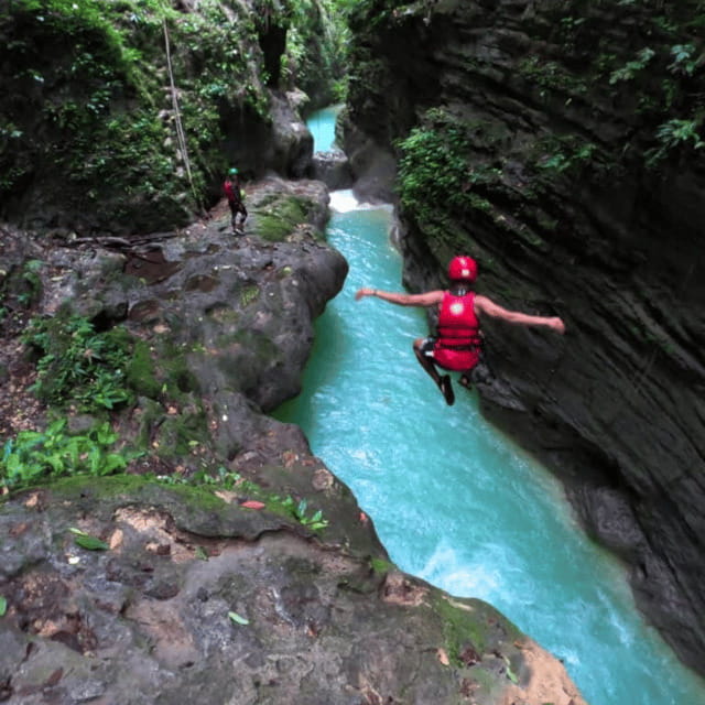 Kawasan Falls Canyoneering Transfers from Cebu with Lunch - Key points to know before booking