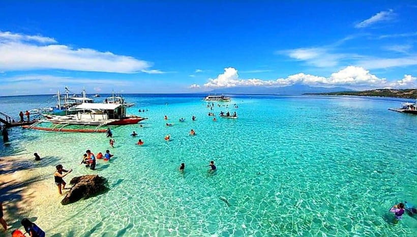Mactan Island Hopping Gilutungan, Caohagan, Nalusuan + Lunch - Three islands, one long day on the water