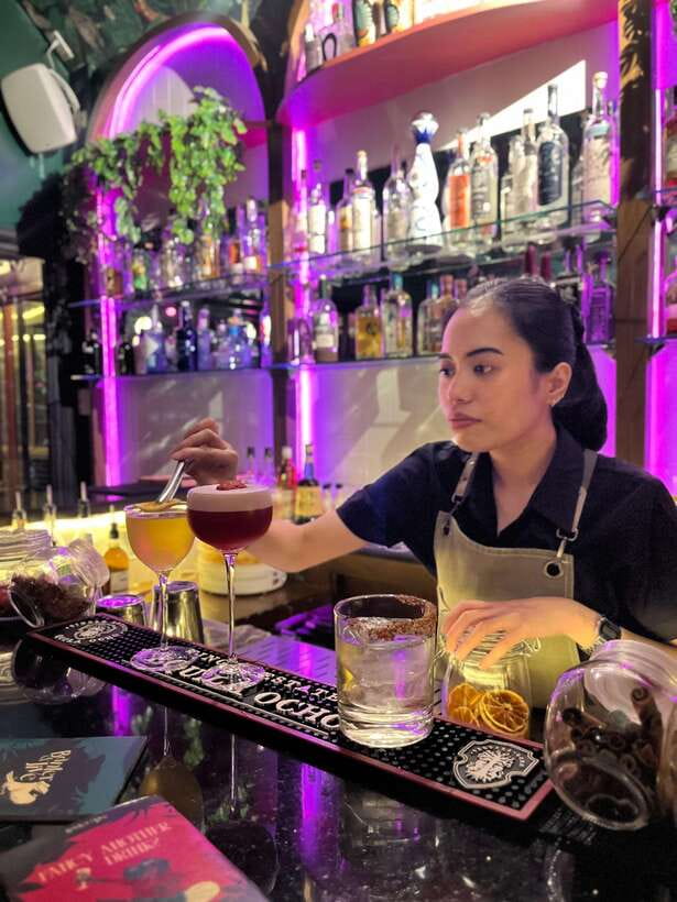Makati Bar Crawl - Hidden Bar, Speakeasy and Pub - A moving introduction to Makati after dark
