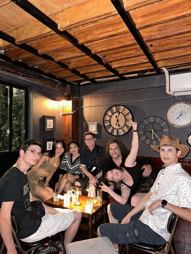 ⭐ Makati Bar Hopping and Pub Crawl Tour with Venus ⭐ - Starting at City Garden Grand Hotel in Makati
